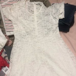 White lace maternity dress